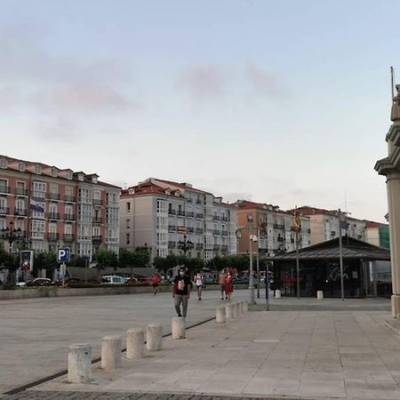 Acogedor Apartamento En El Centro De Santander Apartment Luaran gambar