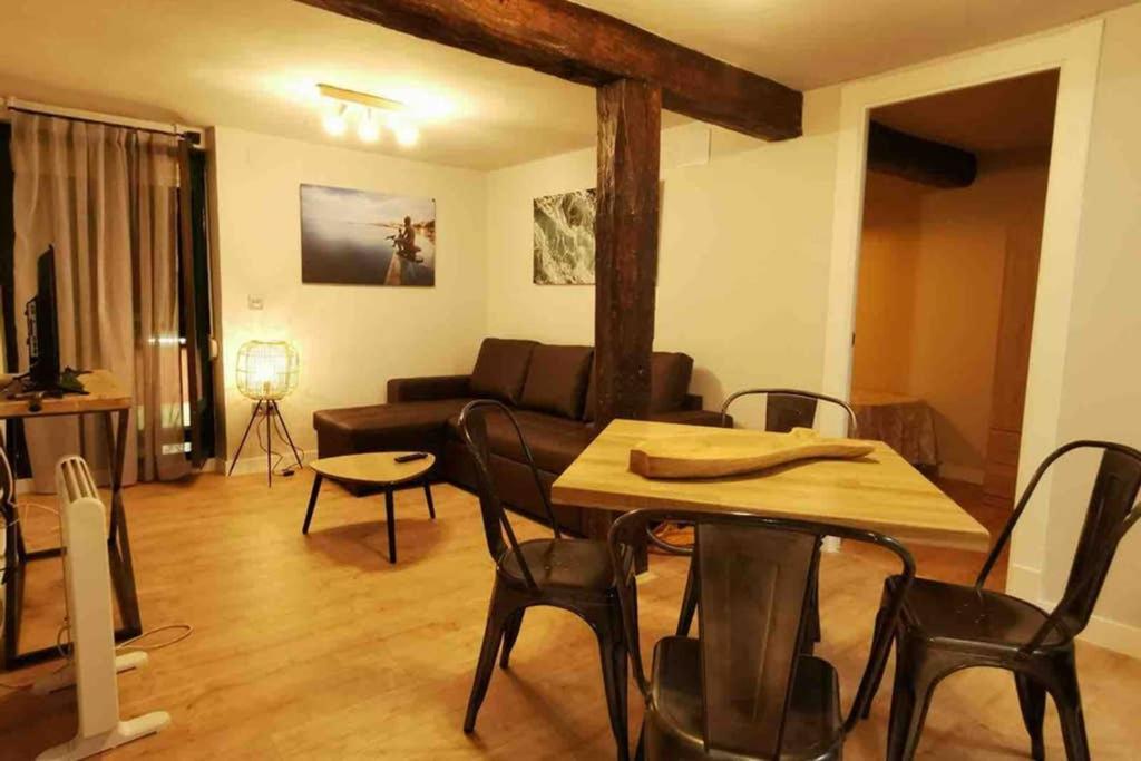 Acogedor Apartamento En El Centro De Santander Apartment Luaran gambar